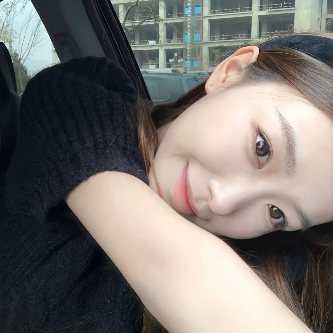 在他的阴影下