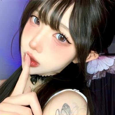 10号舱里的女人